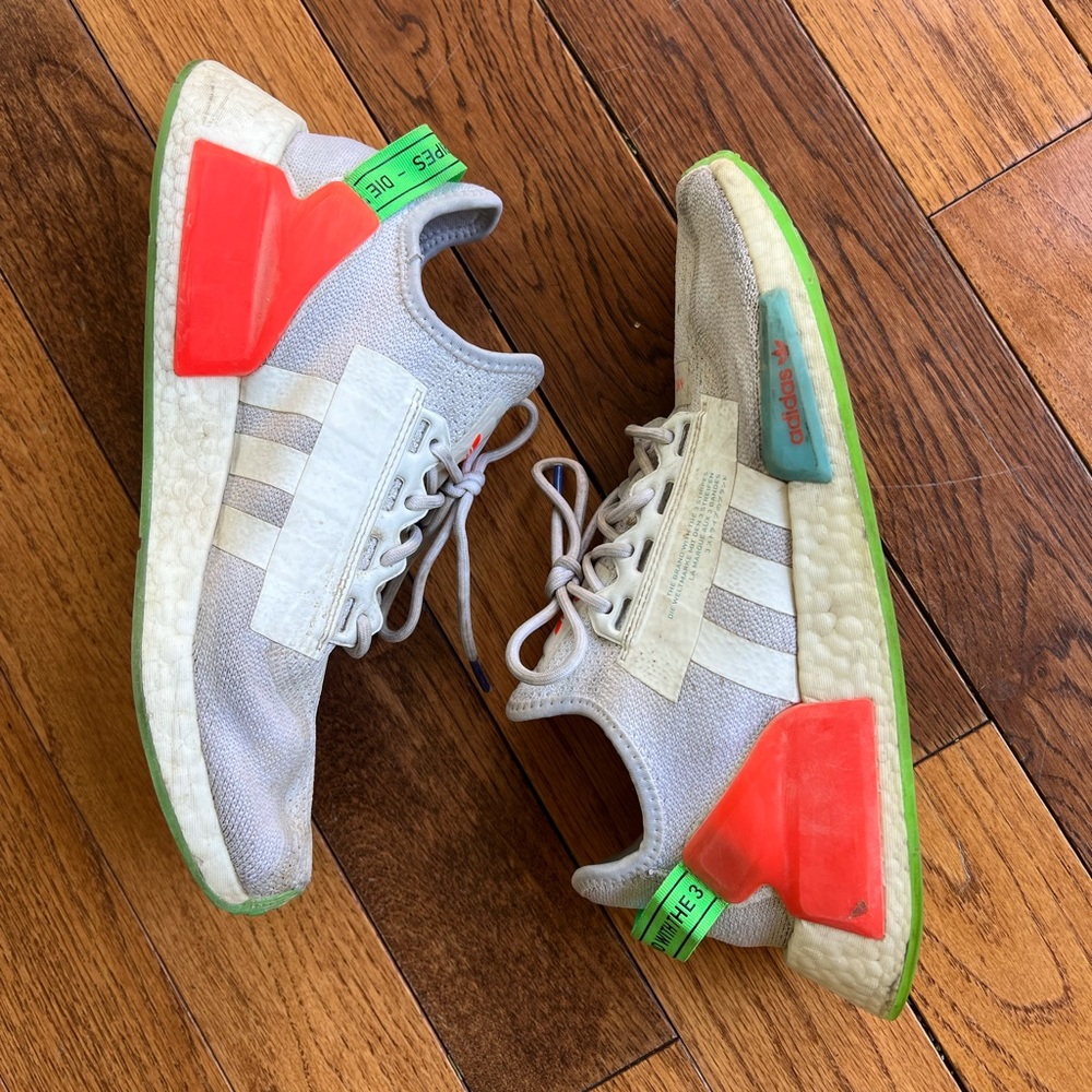 Adidas Nmd_r1 V2 ‘Glow In The Dark - White Sonic … - image 1